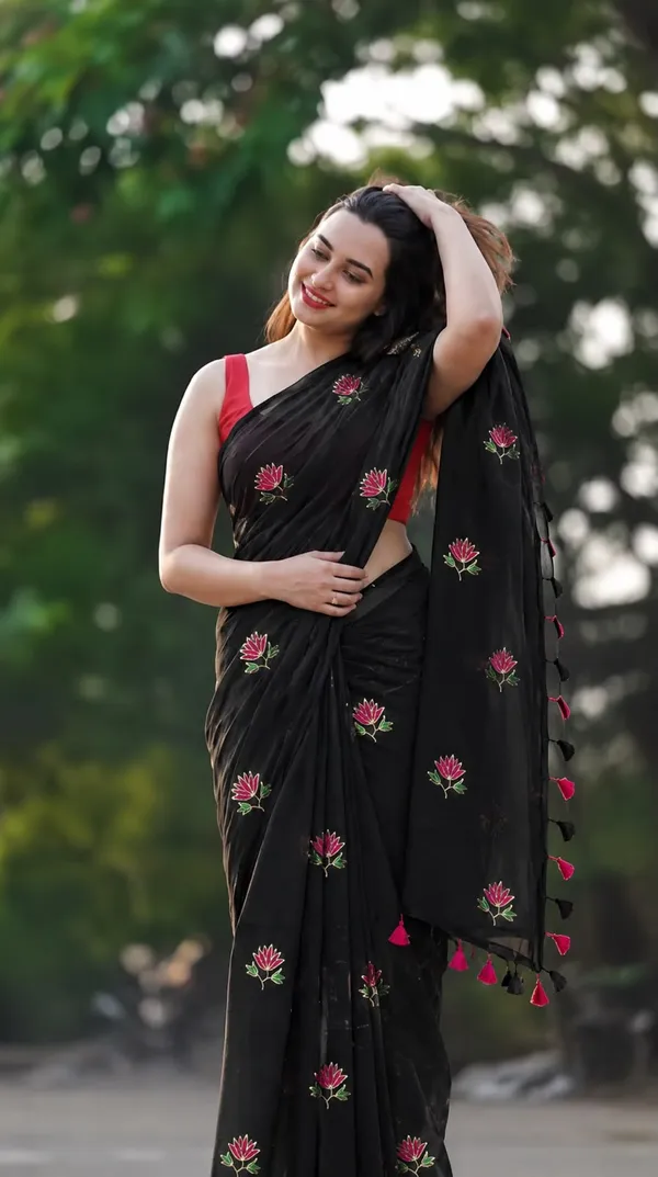 Black_Lotus_Embroidered_Saree_for_Women