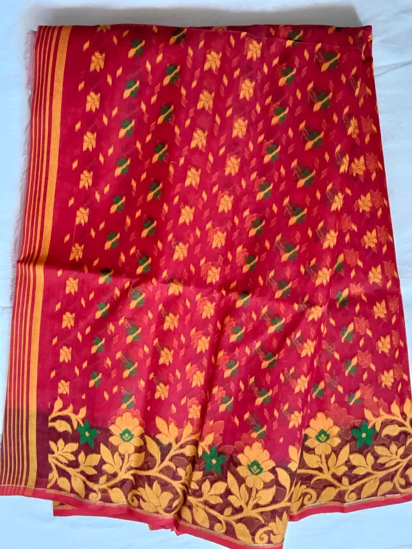 Red_Floral_Print_Saree_For_Women