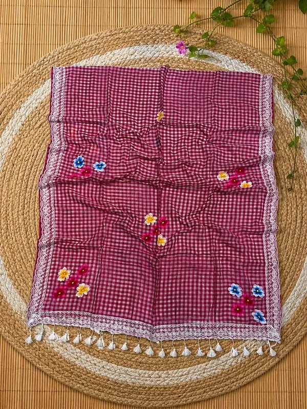 Maroon_Checkered_Lace_Trim_Scarf_for_Women