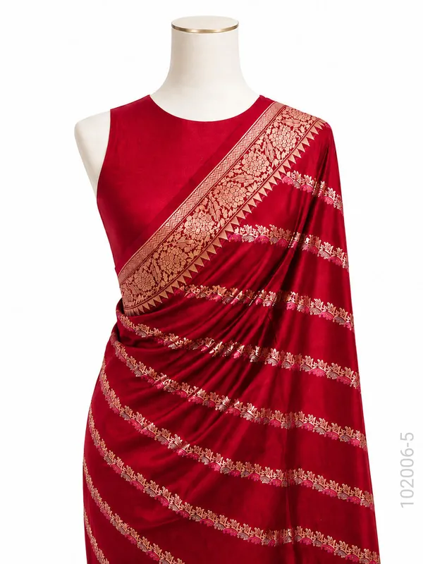 Katan_Silk_Zari_Work_Diagonal_Stripe_Banarasi_Saree