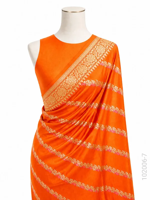 Katan_Silk_Zari_Work_Diagonal_Stripe_Banarasi_Saree