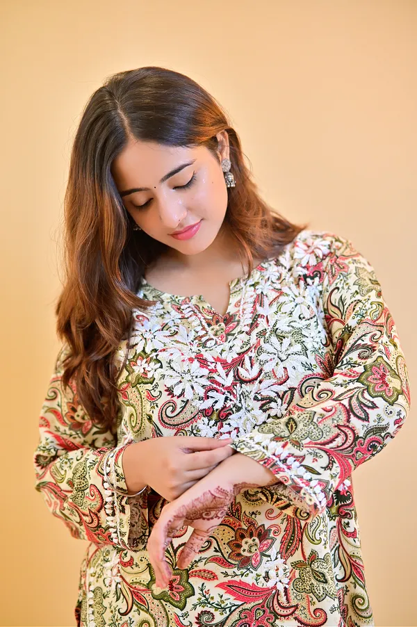 Multicolor_Rayon_Straight_Kurta_For_Women