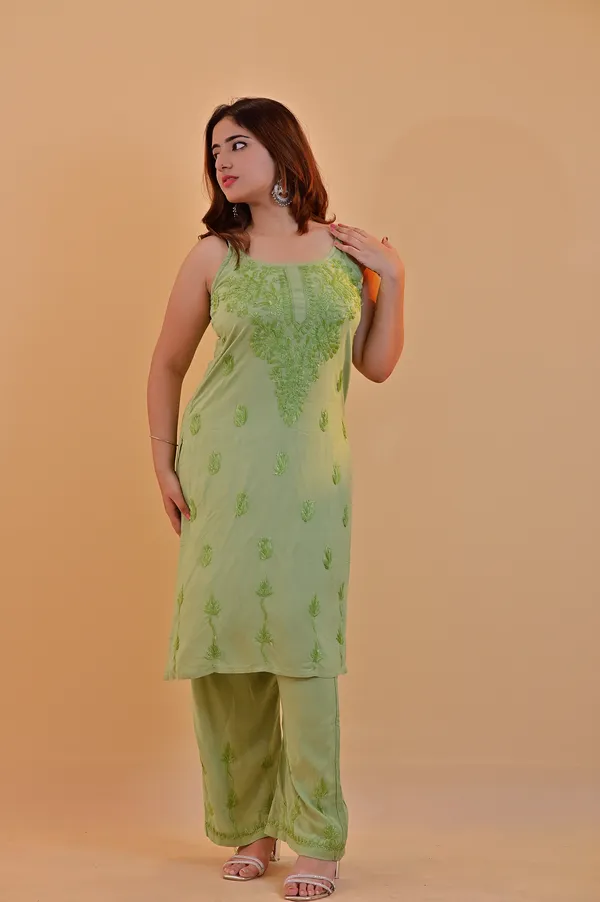 Green_Rayon_Sleeveless_Embroidered_Kurta_Set_For_Women
