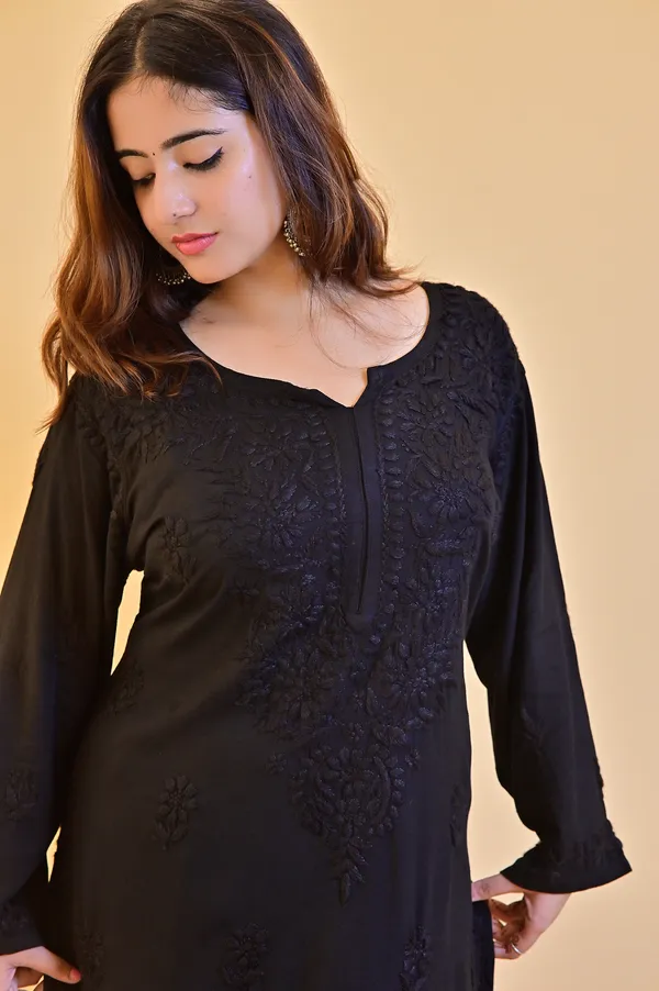 Black_Rayon_Straight_Kurta_For_Women