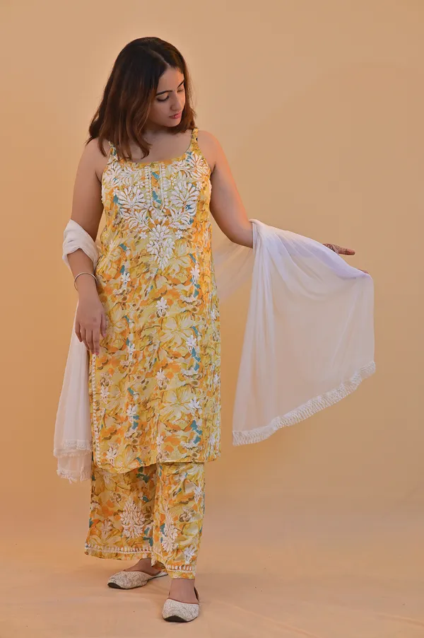 Yellow_Floral_Print_Kurta_Set_For_Women