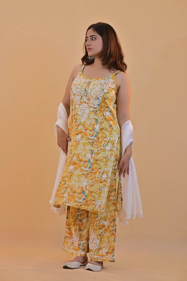 Yellow_Floral_Print_Kurta_Set_For_Women