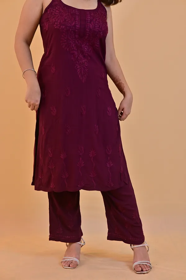 Maroon_Embroidered_Kurta_Set_For_Women