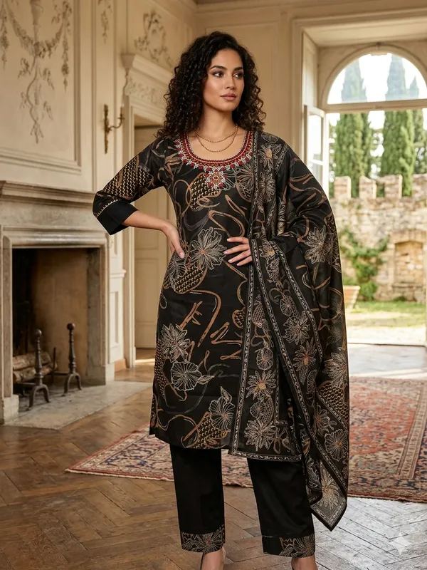 Black_Cotton_Polyester_Kurta_Set_For_Women