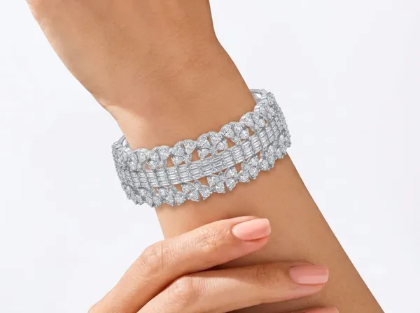 Silver_Alloy_Crystal_Lattice_Wide_Cuff_Bracelet_For_Women