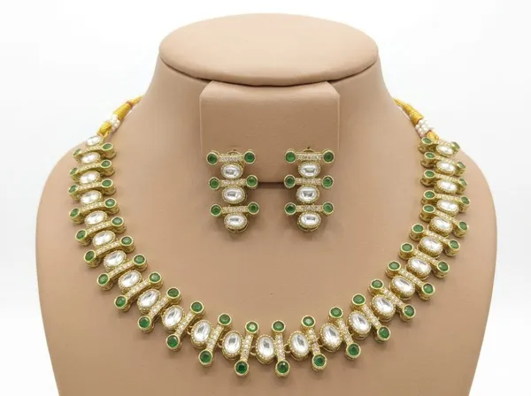 Green_Golden_Alloy_Kundan_Oval_Stone_Necklace_Earrings_Set_For_Women