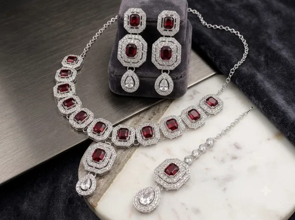 Silver_Red_Alloy_Red_Stone_Necklace_Earrings_Maang_Tikka_Set_For_Women