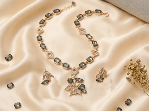 Rose_Gold_Alloy_Smoky_Grey_Crystal_Necklace_And_Earrings_Set_For_Women