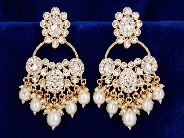 Gold_Alloy_Crystal_Pearl_Chandelier_Drop_Earrings_For_Women