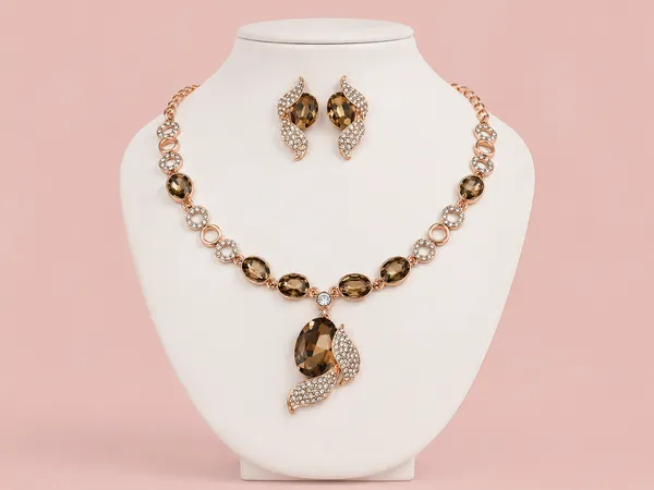 Rose_Gold_Alloy_Crystal_Leaf_Necklace_And_Earrings_Set_For_Women
