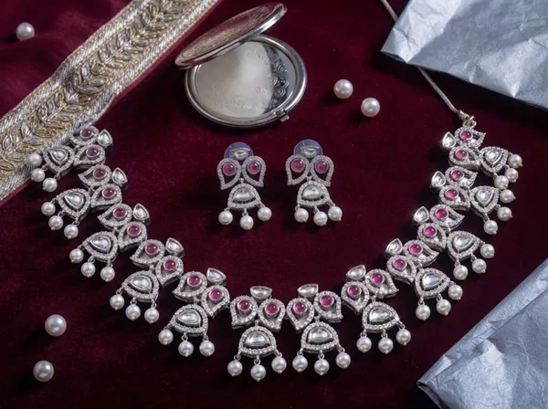 Handmade_premium_quality_Antique_Silver-Plated_Kundan_Necklace_Set_For_Women
