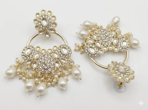 Gold_Alloy_Crystal_Pearl_Chandelier_Drop_Earrings_For_Women