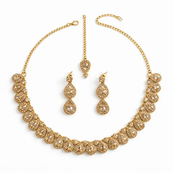 Copper_Golden_Alloy_Bridal_Necklace_Earrings_Maang_Tikka_Set_For_Women