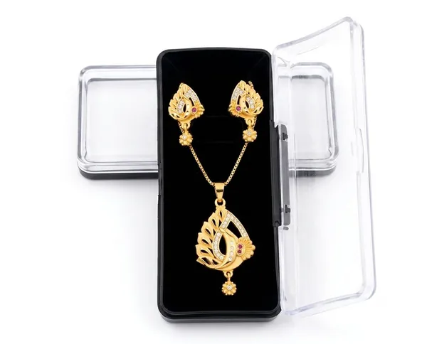 Gold_Alloy_Floral_Pendant_Necklace_And_Earrings_Set_For_Women