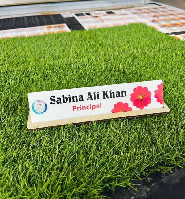 Personalized_Principal_Desk_Name_Plate