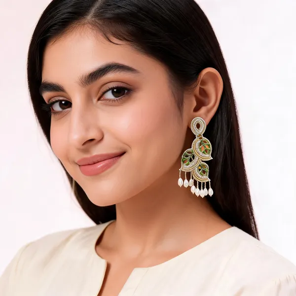 Green_Stone_Embellished_Earrings_for_Women
