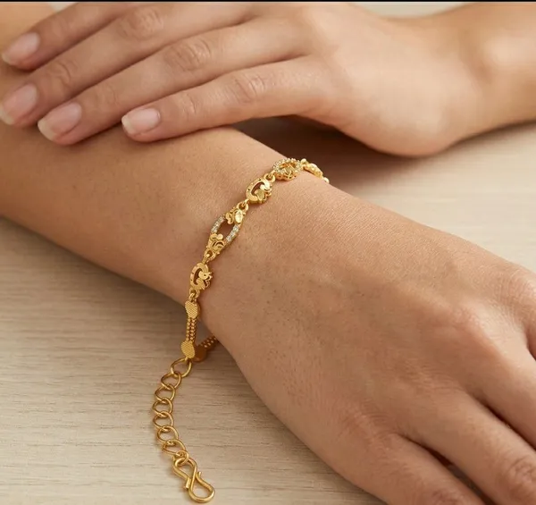 Gold-Tone_Designer_Bracelet_for_Women