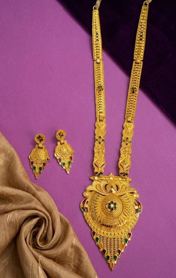 Gold-Tone_Traditional_Necklace_And_Earrings_Set_for_Women