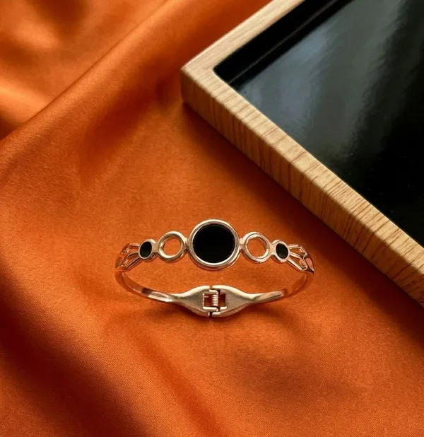 Rose_Gold_Tone_Geometric_Bracelet_for_Women