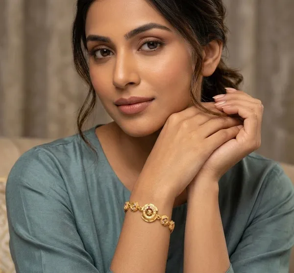 Gold_Tone_Adjustable_Bracelet_for_Women