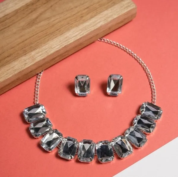 Silver_Tone_Crystal_Necklace_Set_for_Women