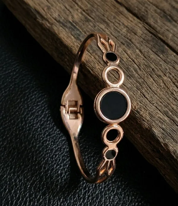 Rose_Gold_Tone_Geometric_Bracelet_for_Women