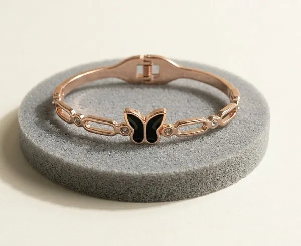 Rose_Gold_Butterfly_Bracelet_for_Women
