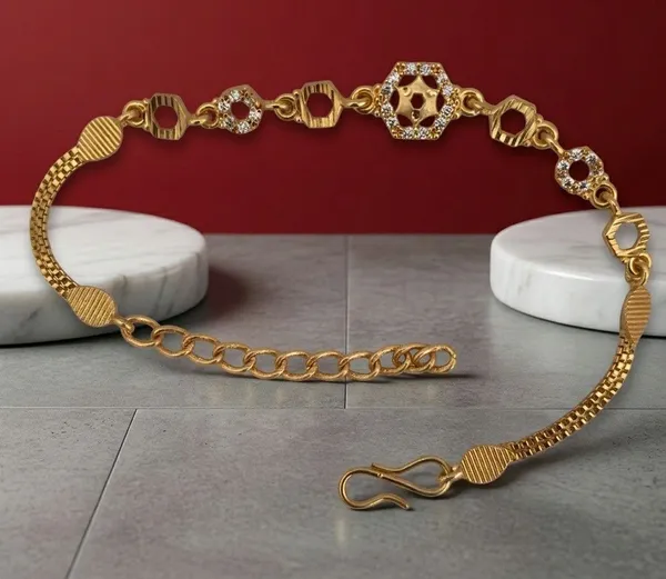 Gold_Tone_Geometric_Link_Bracelet_for_Women