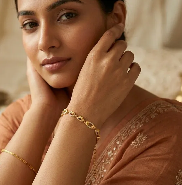 Gold-Tone_Designer_Bracelet_for_Women