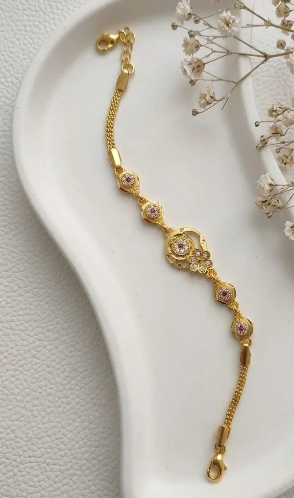Gold-Tone_Floral_Design_Bracelet_for_Women