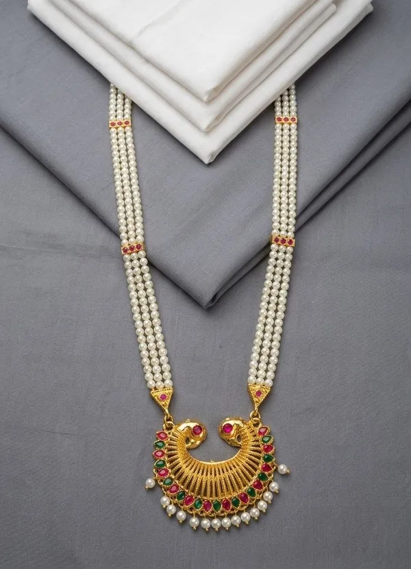Gold_Brass_Pearl_Strand_Peacock_Pendant_Necklace_For_Women