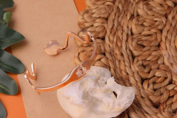 Rose_Gold_Metal_Heart_Cuff_Bracelet_for_Women