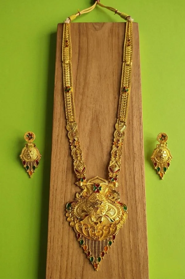 Gold_Tone_Temple_Style_Necklace_Set_for_Women
