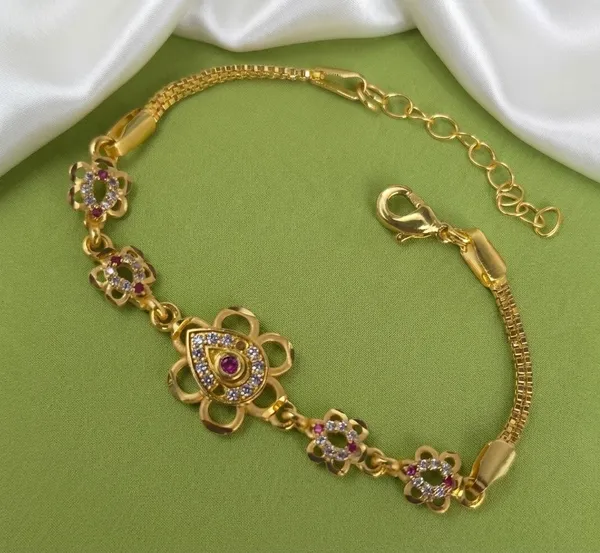 Gold-Toned_Floral_Bracelet_for_Women