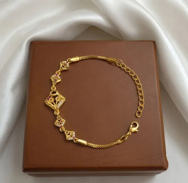 Gold_Tone_Stone_Embellished_Bracelet_for_Women