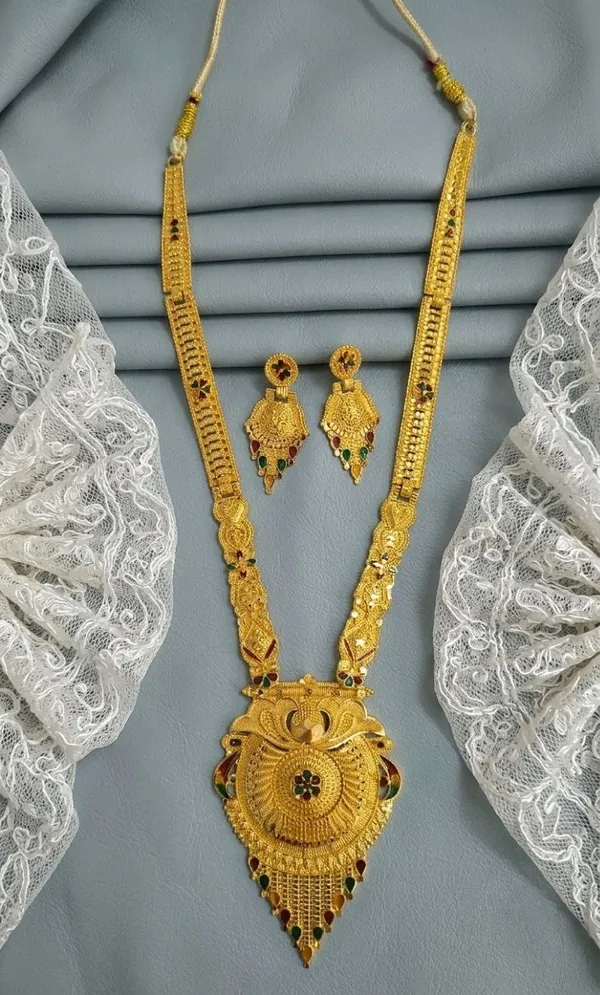 Gold-Tone_Traditional_Necklace_And_Earrings_Set_for_Women