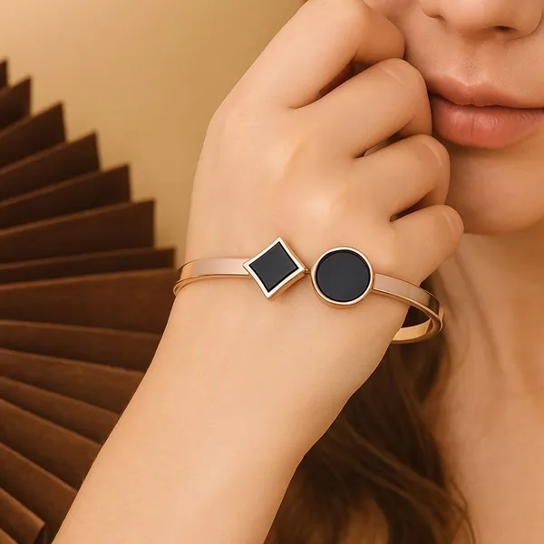 Rose_Gold_Geometric_Bracelet_for_Women