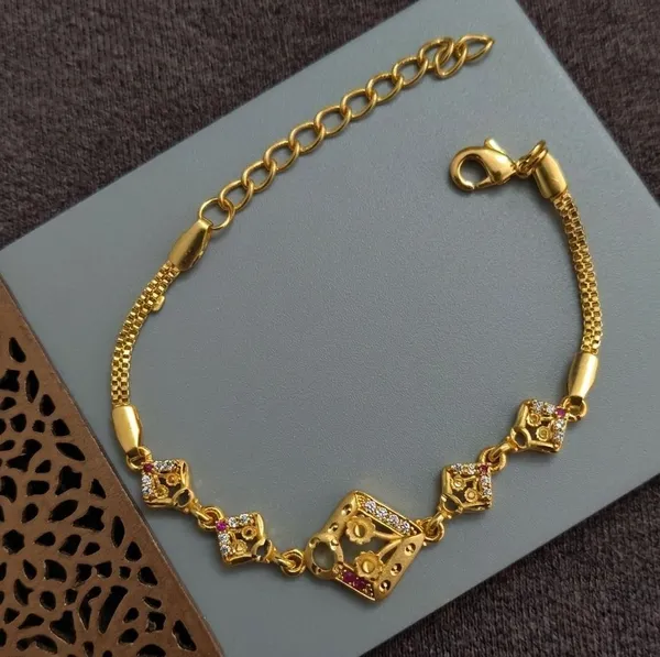 Gold_Tone_Stone_Embellished_Bracelet_for_Women