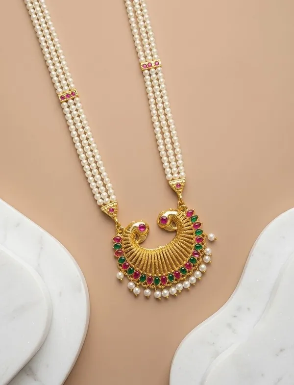 Gold_Brass_Pearl_Strand_Peacock_Pendant_Necklace_For_Women