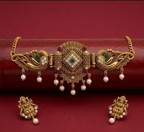 Gold_Tone_Traditional_Choker_Necklace_Set_for_Women