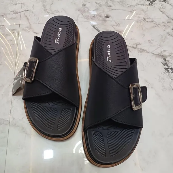 Black_Synthetic_Leather_Textured_Cross_Strap_Buckle_Sandals_For_Men