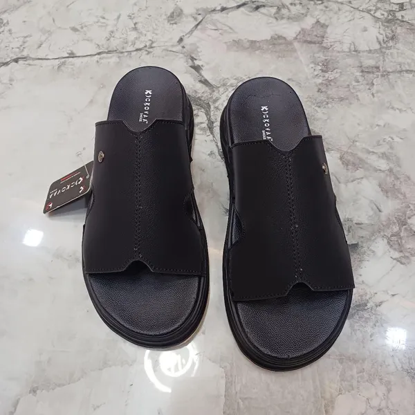 Black_Synthetic_Leather_Textured_Slip-On_Sandals_For_Men