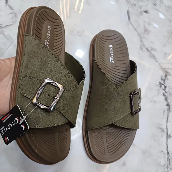 Olive_Synthetic_Leather_Textured_Cross_Strap_Buckle_Sandals_For_Men