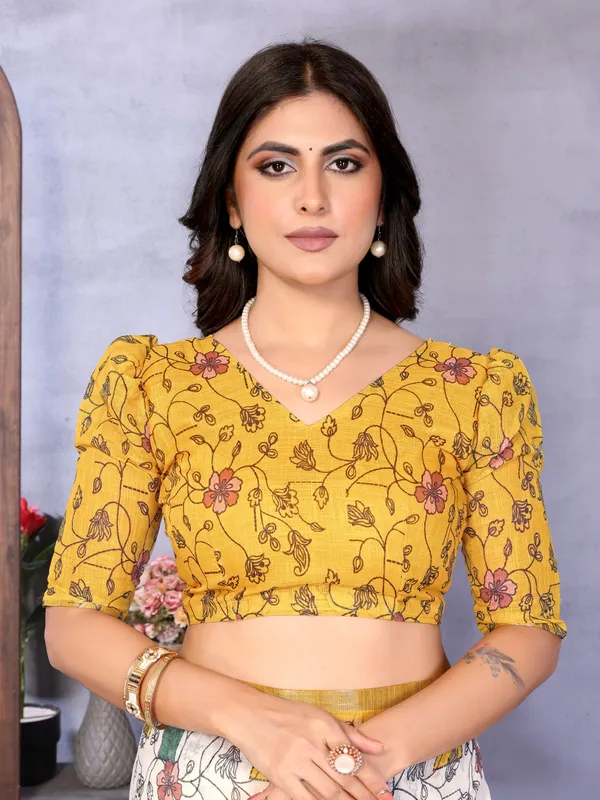 Ivory_Linen_Floral_Print_Saree_For_Women