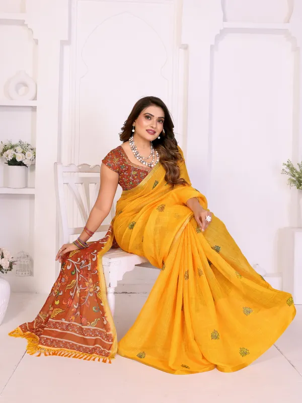 Mustard_Linen_Floral_Paisley_Print_Saree_For_Women