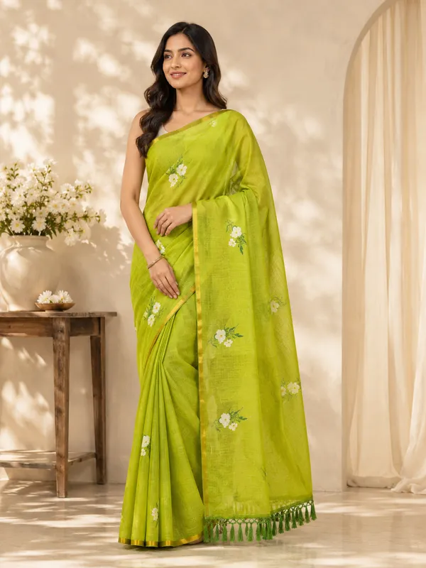 Green_Linen_White_Floral_Print_Saree_For_Women